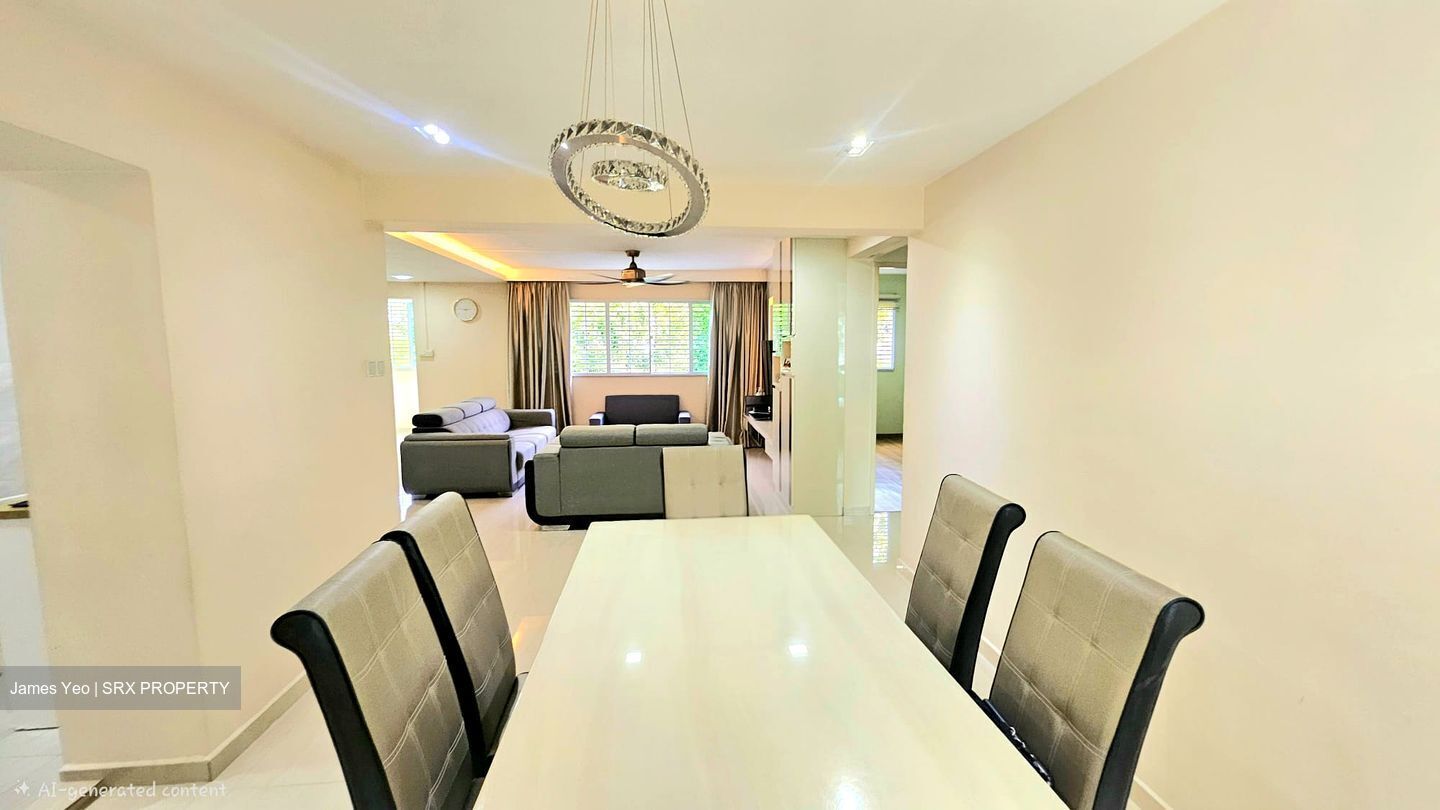 Blk 818 Woodlands Street 82 (Woodlands), HDB Executive #571791401